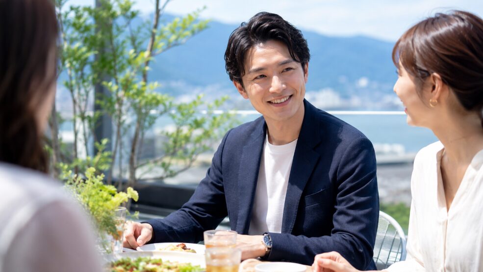 女性から友達を紹介してもらう方法とLINE例文や注意点まとめ